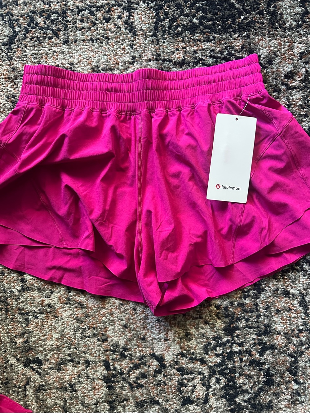 Lululemon Shake it Out HR Short 2.5”
